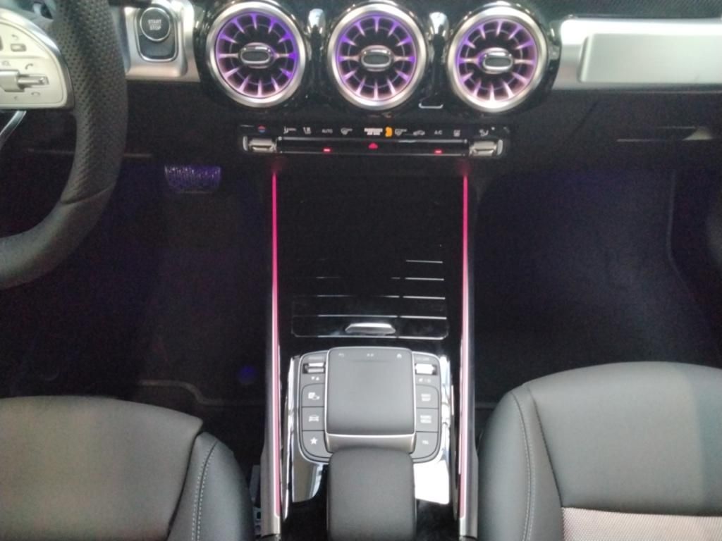 Mercedes-Benz EQB 2023