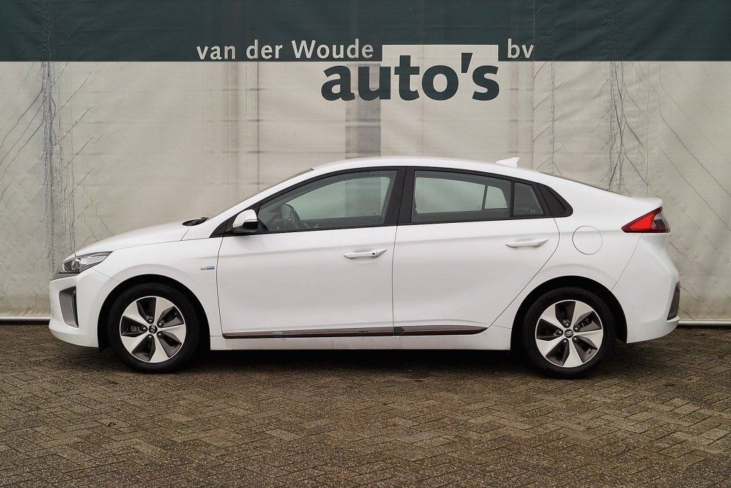 Hyundai IONIQ 2018