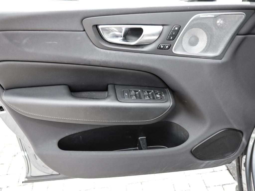 Volvo XC60 2021