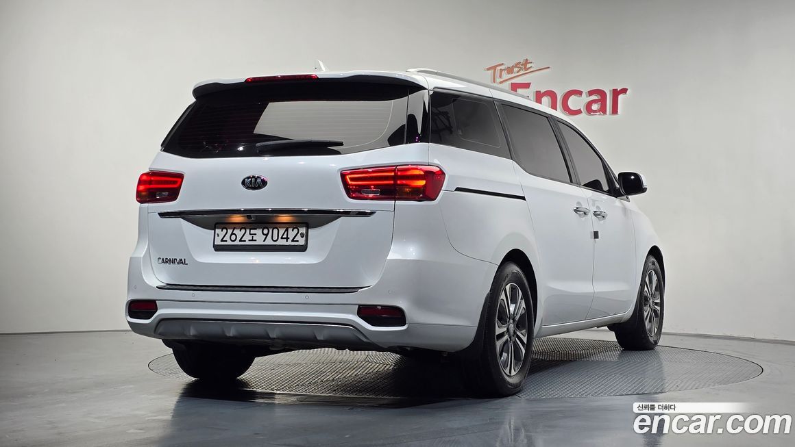 Kia Canival 2020
