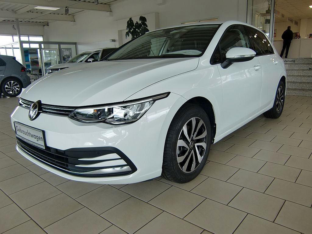 Volkswagen Golf 2023
