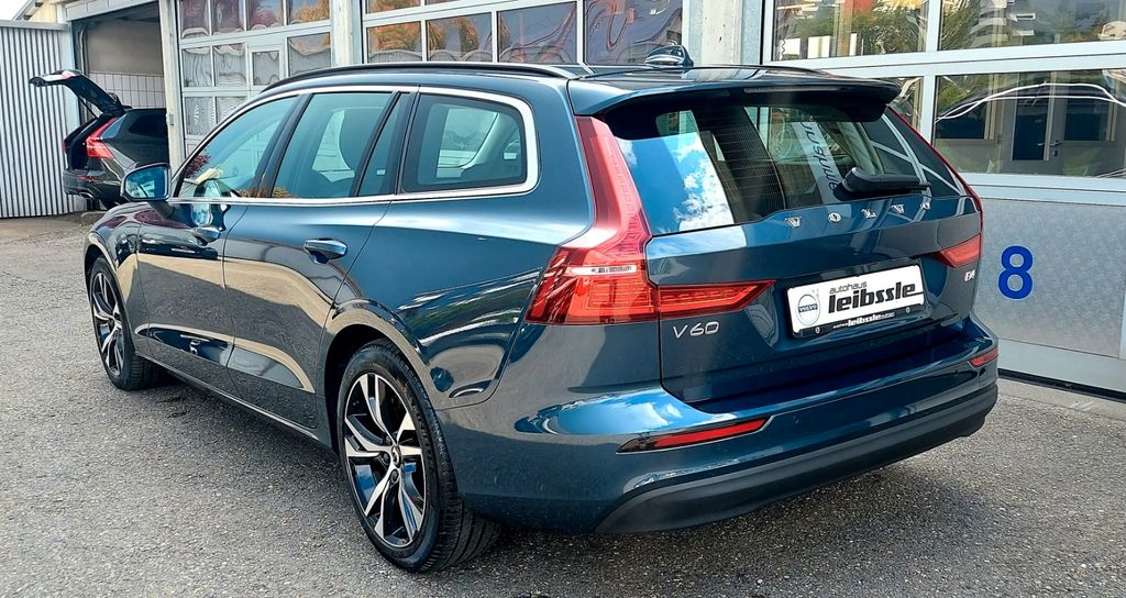 Volvo V60 2022