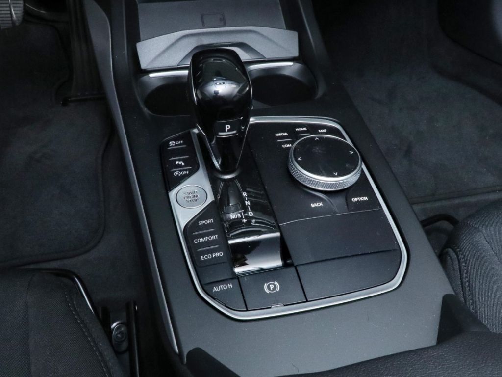 BMW 218 Gran Coupé 2025