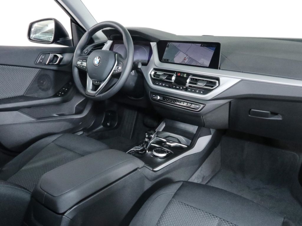 BMW 218 Gran Coupé 2025