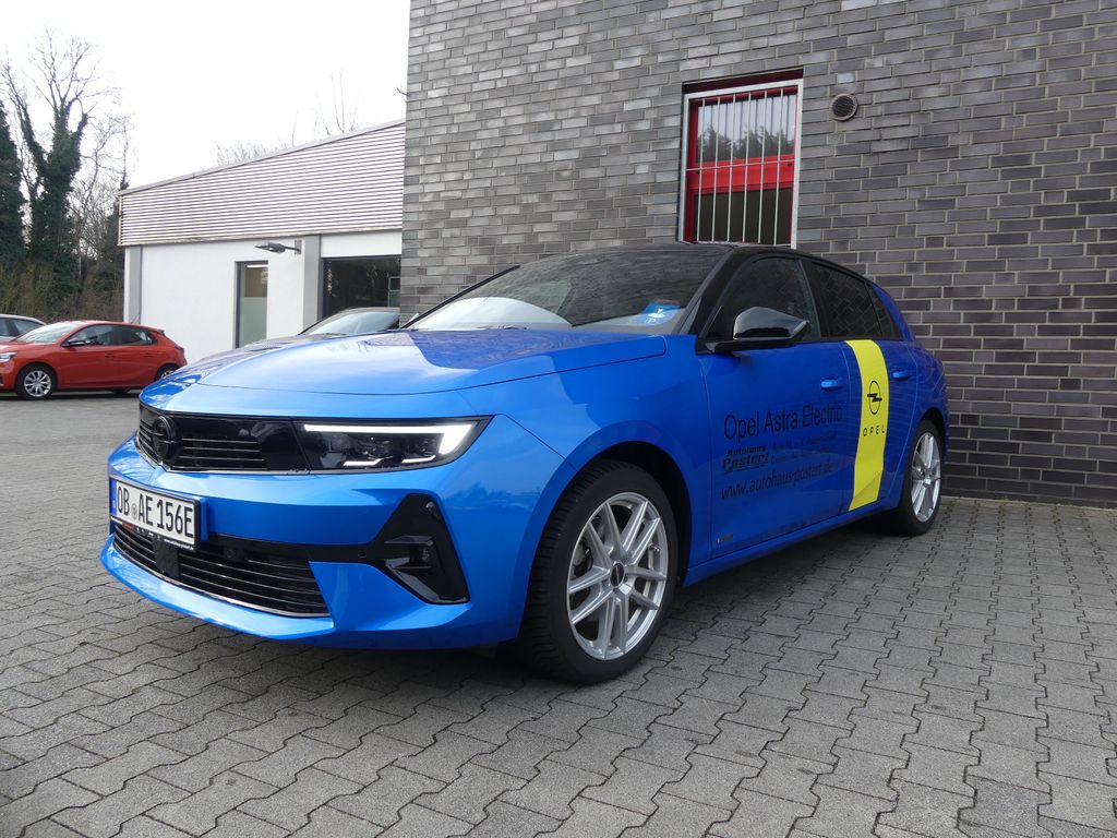 Opel Astra 2023