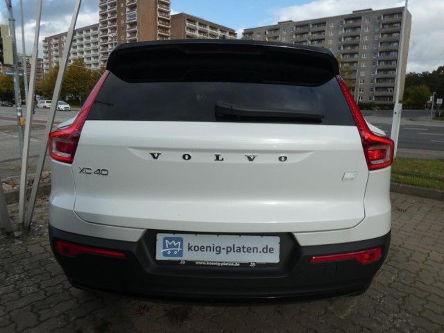 Volvo XC40 2021