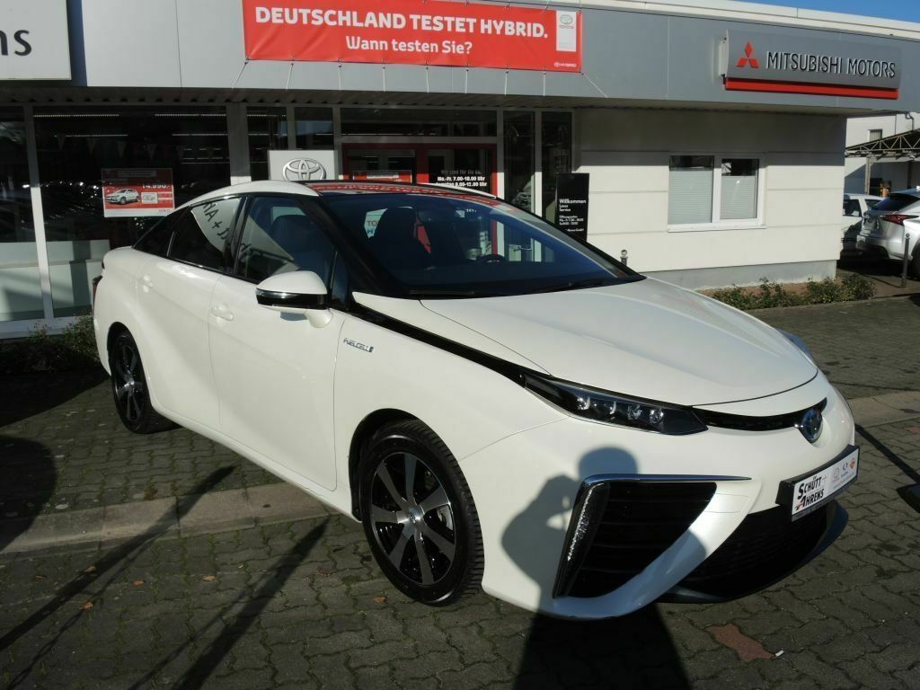 Toyota Mirai 2015