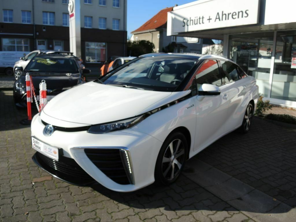 Toyota Mirai 2015