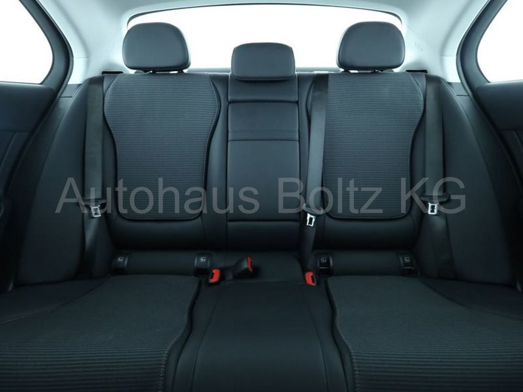 Mercedes-Benz C 220 2023
