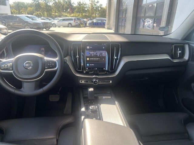 Volvo XC60 2022