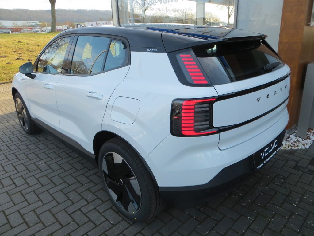 Volvo EX30 2024