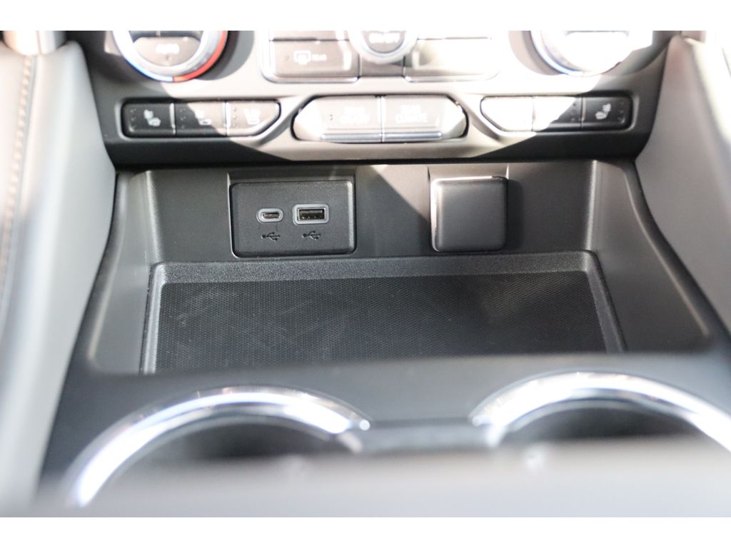 Chevrolet Tahoe 2024