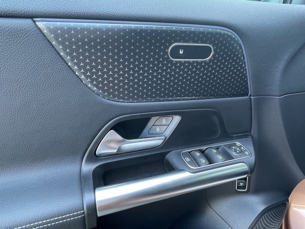 Mercedes-Benz GLA 220 2023