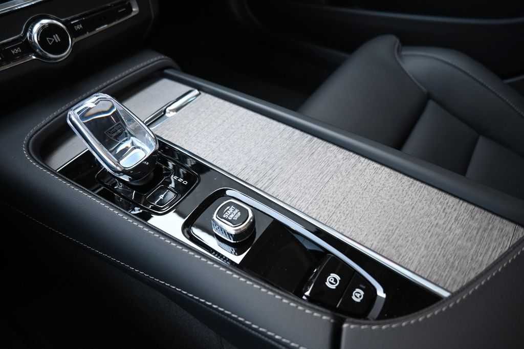 Volvo V90 Cross Country 2024