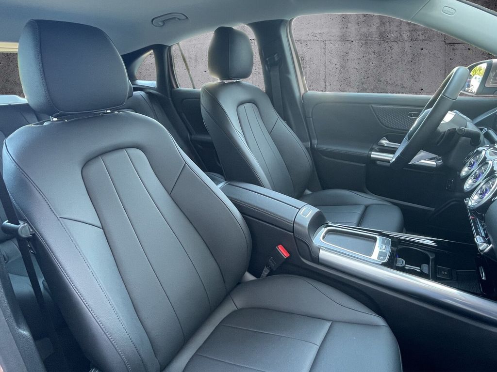 Mercedes-Benz GLA 220 2023