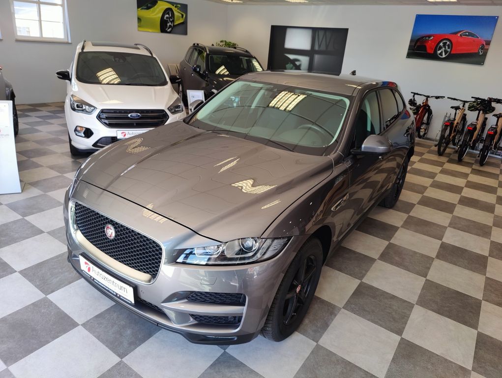 Jaguar F-Pace 2016
