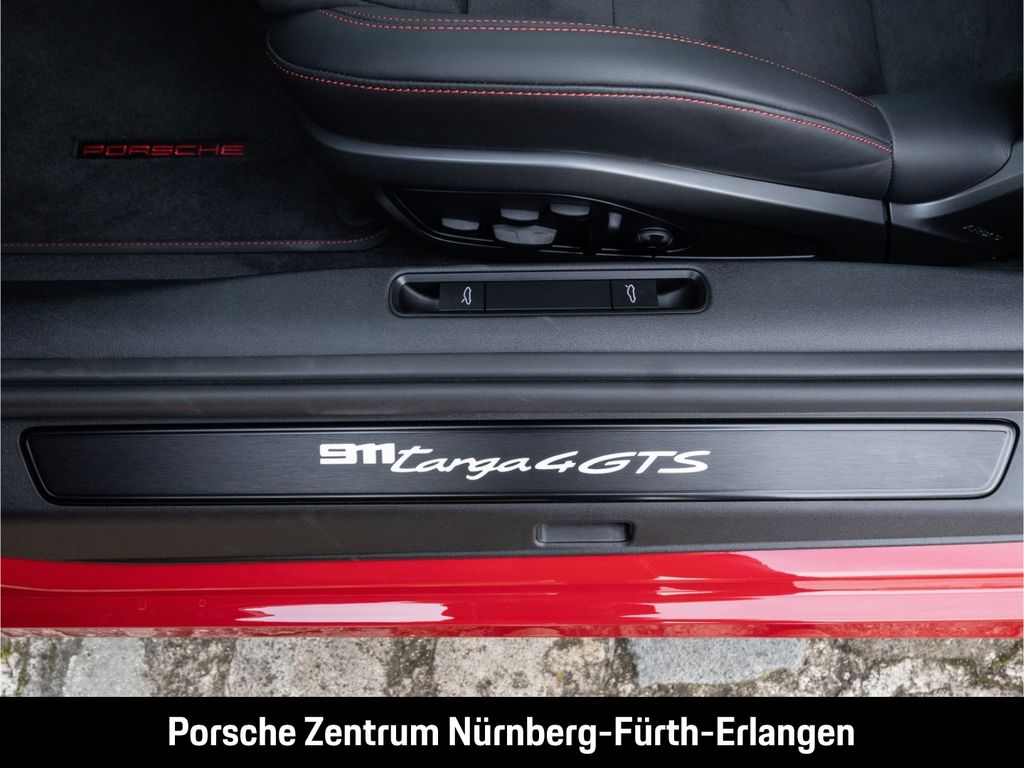 Porsche 992 2025
