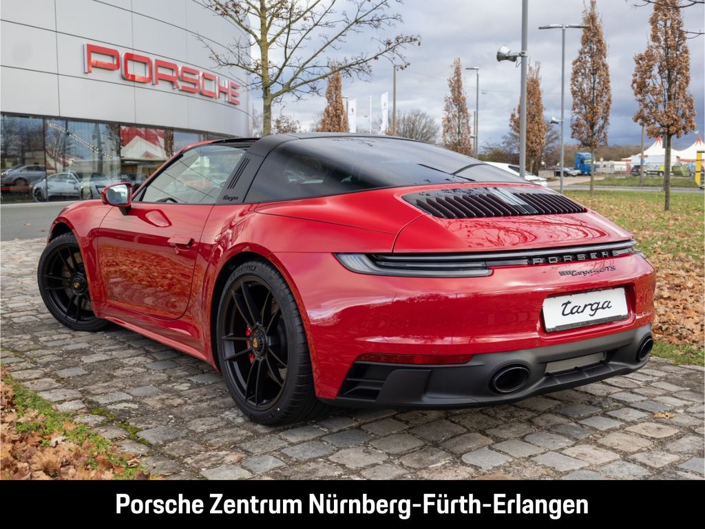 Porsche 992 2025