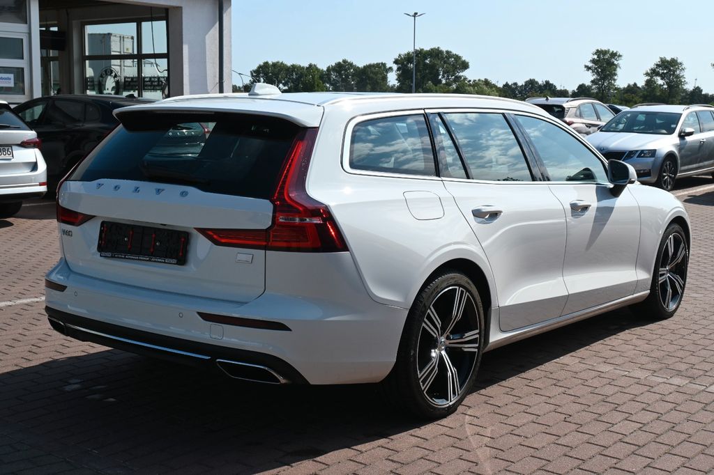 Volvo V60 2021