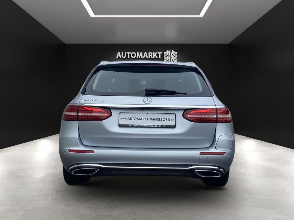 Mercedes-Benz E 300 2021