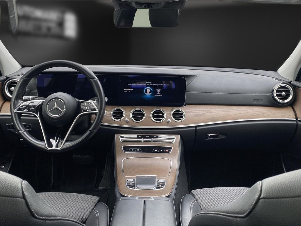 Mercedes-Benz E 300 2021