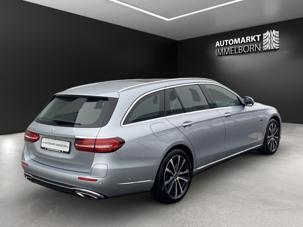 Mercedes-Benz E 300 2021