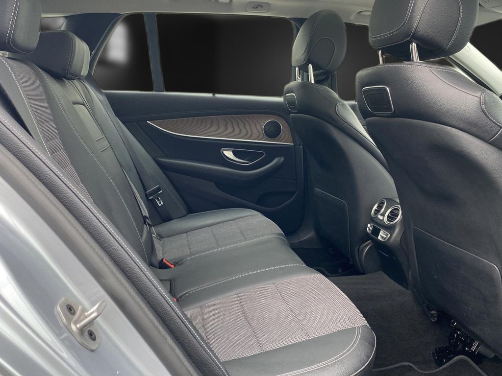 Mercedes-Benz E 300 2021