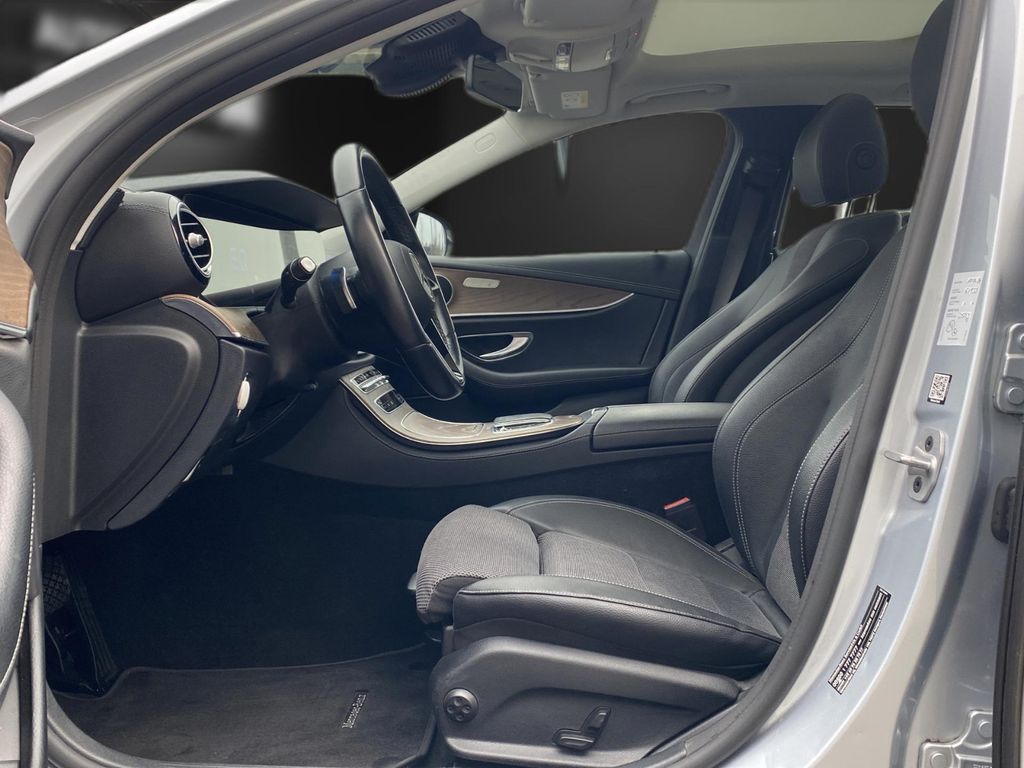 Mercedes-Benz E 300 2021