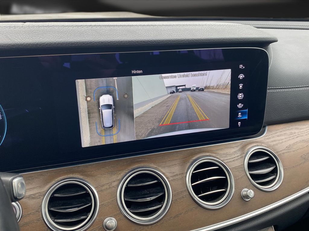 Mercedes-Benz E 300 2021