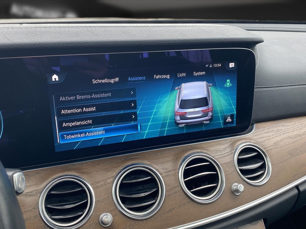 Mercedes-Benz E 300 2021