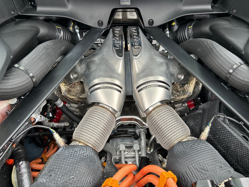 Ferrari 296 GTB 2023