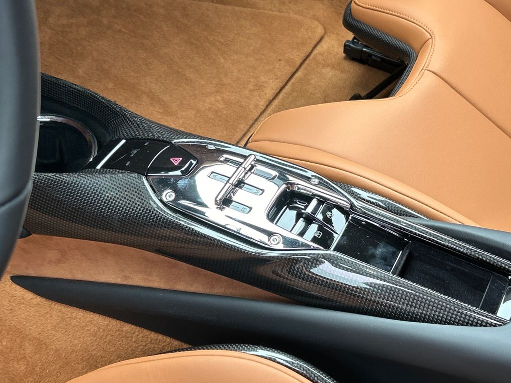 Ferrari 296 GTB 2023