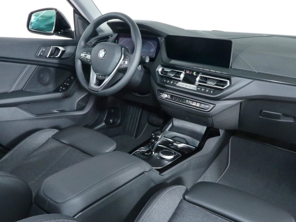 BMW 218 Gran Coupé 2025