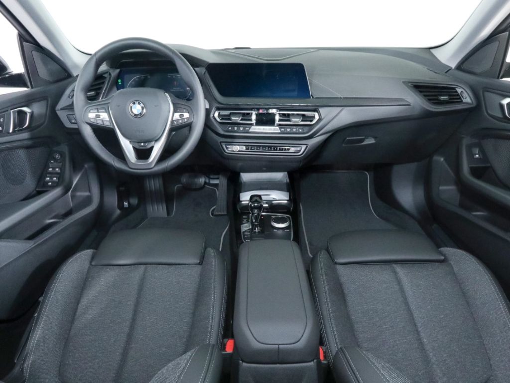 BMW 218 Gran Coupé 2025