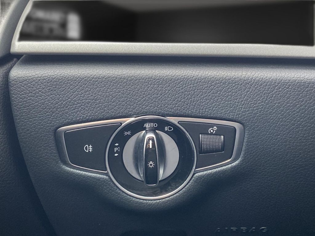 Mercedes-Benz E 300 2021