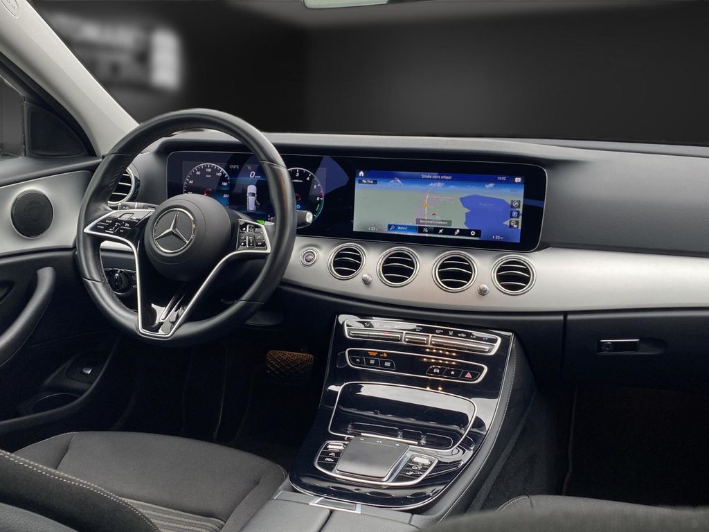 Mercedes-Benz E 300 2021