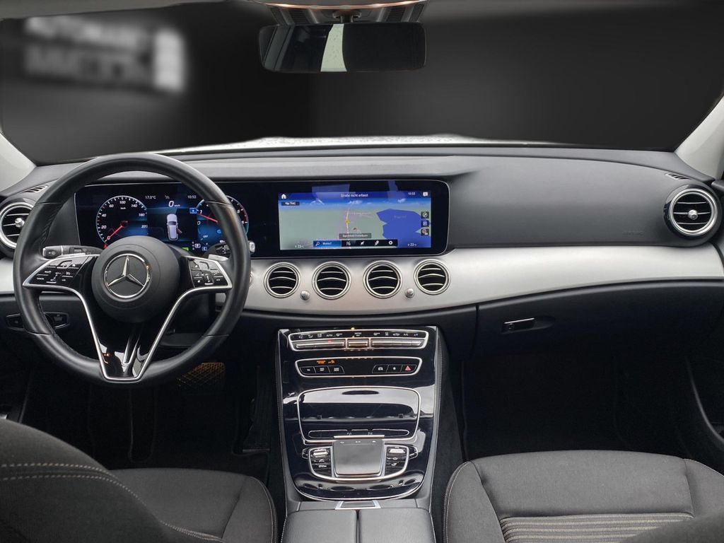 Mercedes-Benz E 300 2021