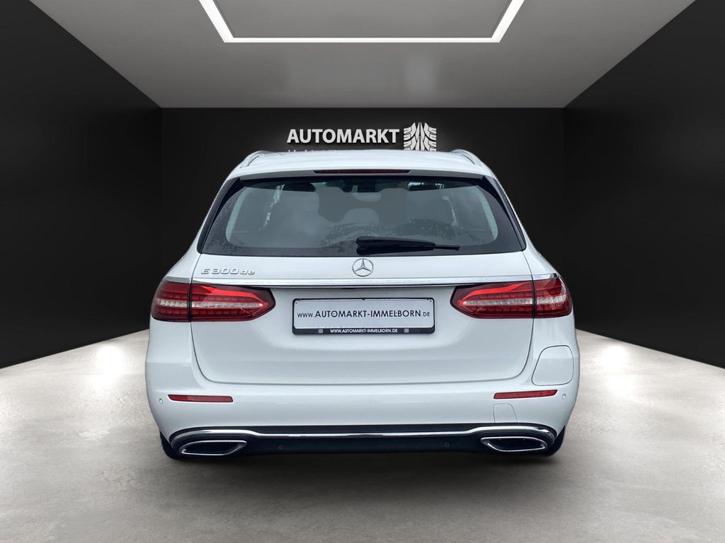 Mercedes-Benz E 300 2021