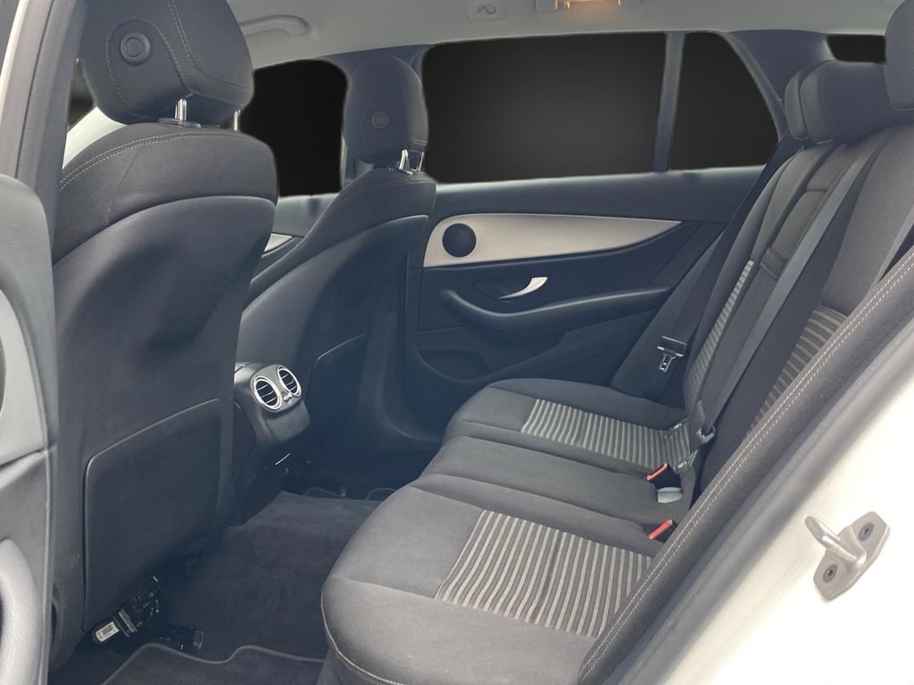 Mercedes-Benz E 300 2021