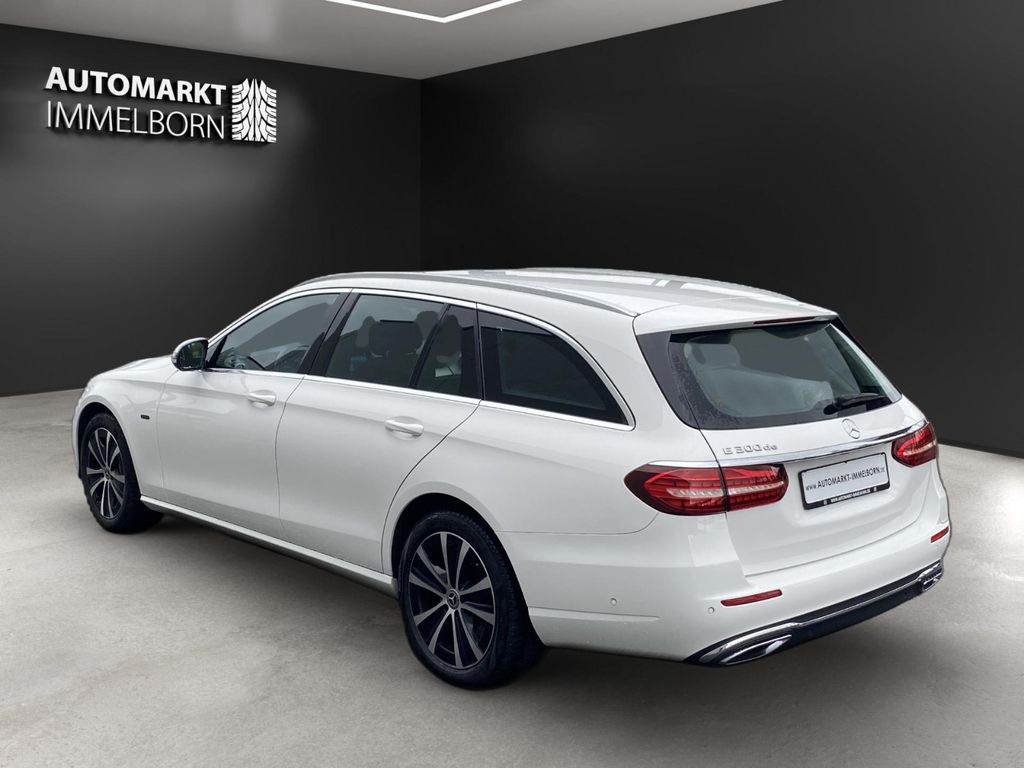 Mercedes-Benz E 300 2021