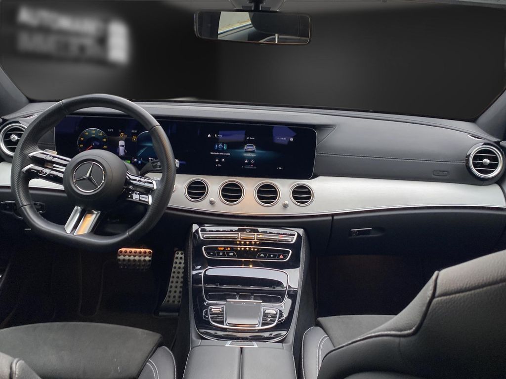 Mercedes-Benz E 300 2022