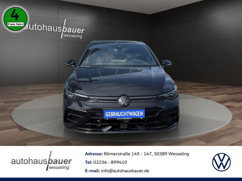 Volkswagen Golf 2024