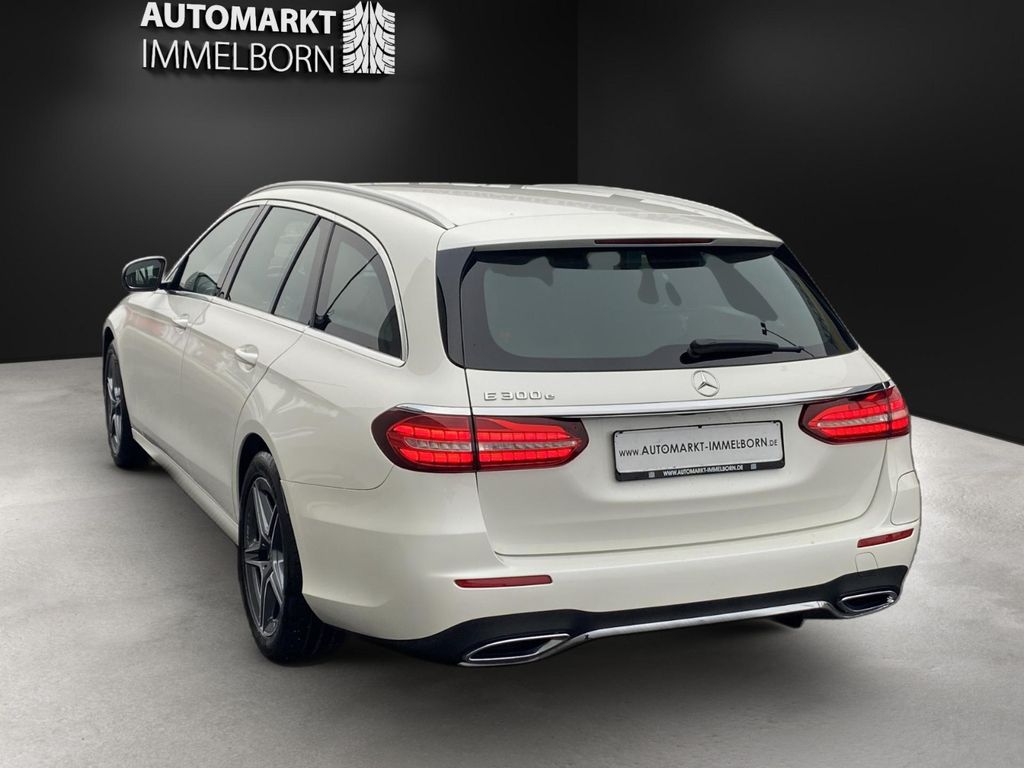 Mercedes-Benz E 300 2022