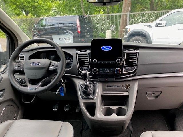 Ford Tourneo Custom 2022