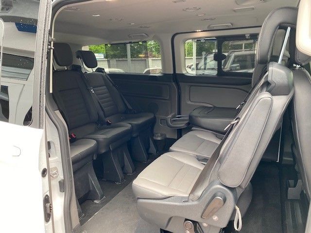 Ford Tourneo Custom 2022