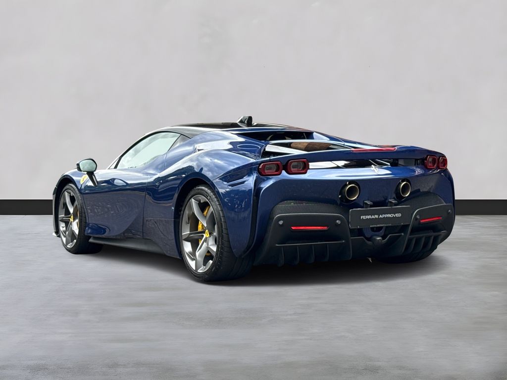 Ferrari SF90 2021