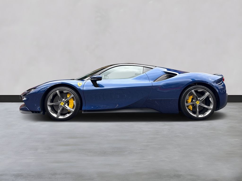 Ferrari SF90 2021