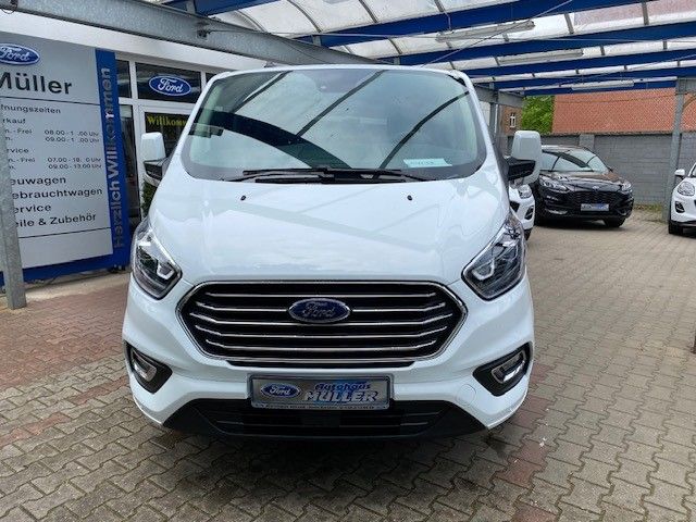 Ford Tourneo Custom 2022