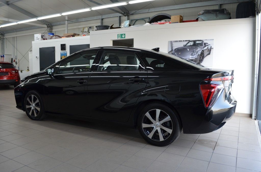 Toyota Mirai 2019
