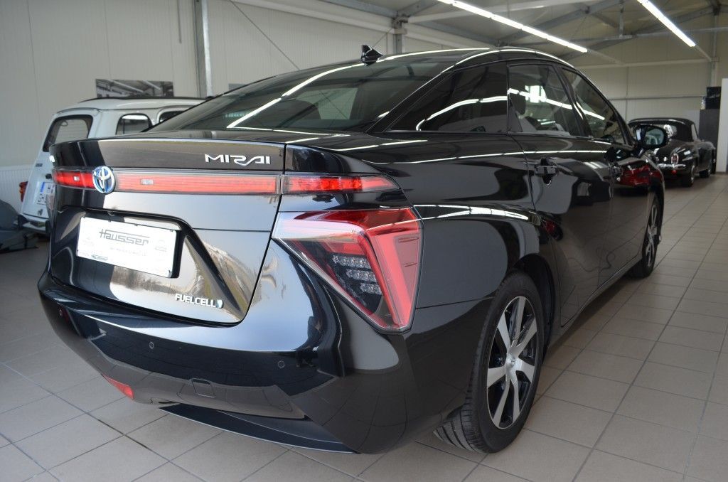 Toyota Mirai 2019